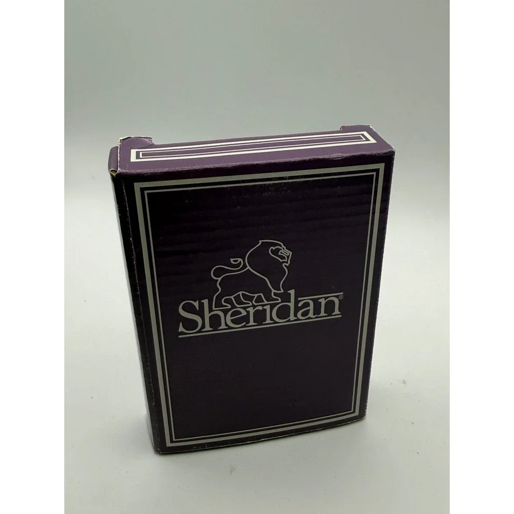 Sheridan Silverplated 2x3 Photo Frame Beaded with Medallion 23036 NIB